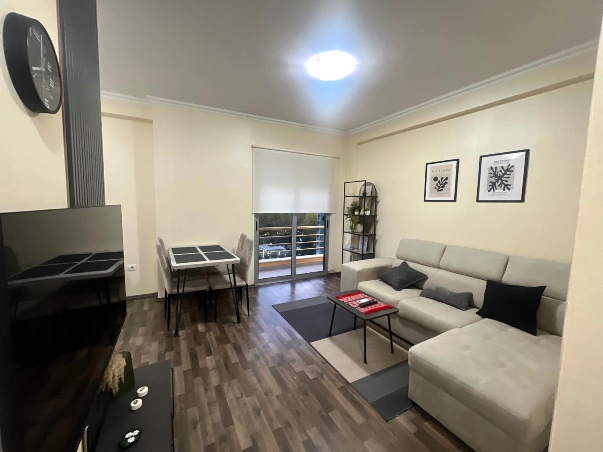 Urban 315 Apartment Tirana Bagian luar foto